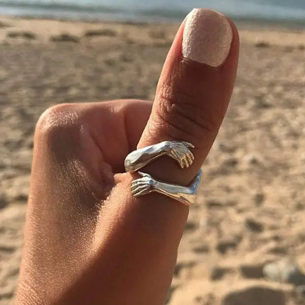 Adjustable Hug-Type Ring in Silver 1