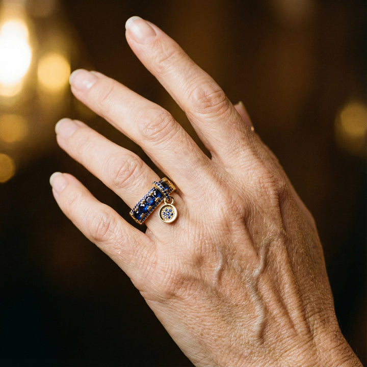 Antique Ring in Gold and Blue Crystal 1