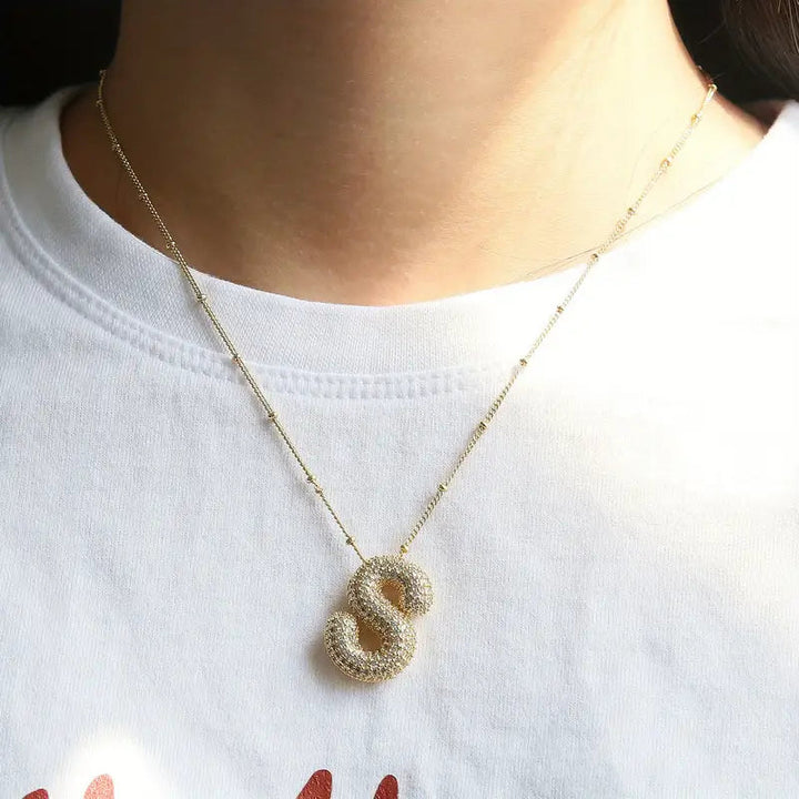Bubble letter initial necklace set | Gold 2