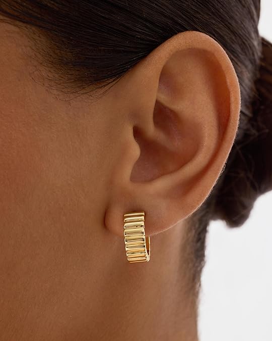 Classic Ridge Earrings | Gold 2