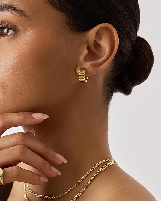 Classic Ridge Earrings | Gold 3