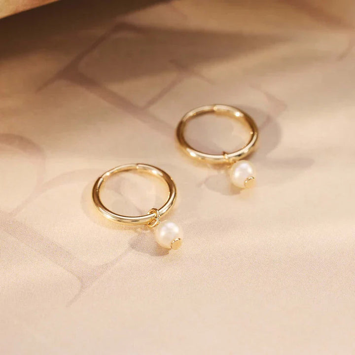 Delia Crest Earrings | Gold 2