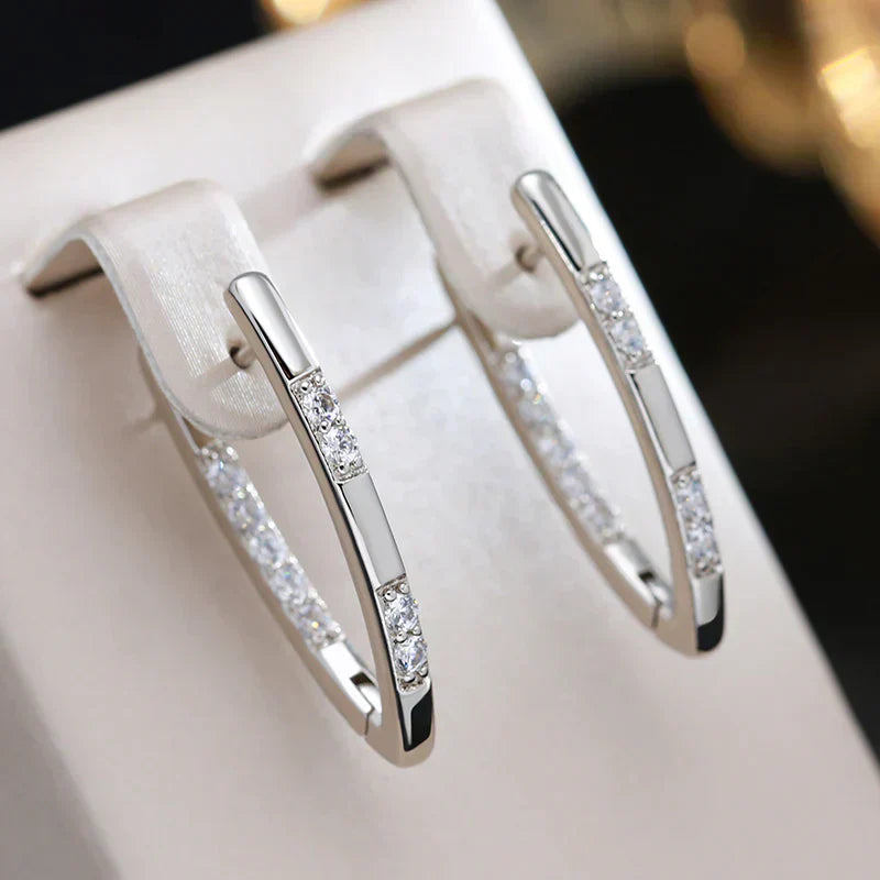 Elegant Zirconia Earrings in Gold 1