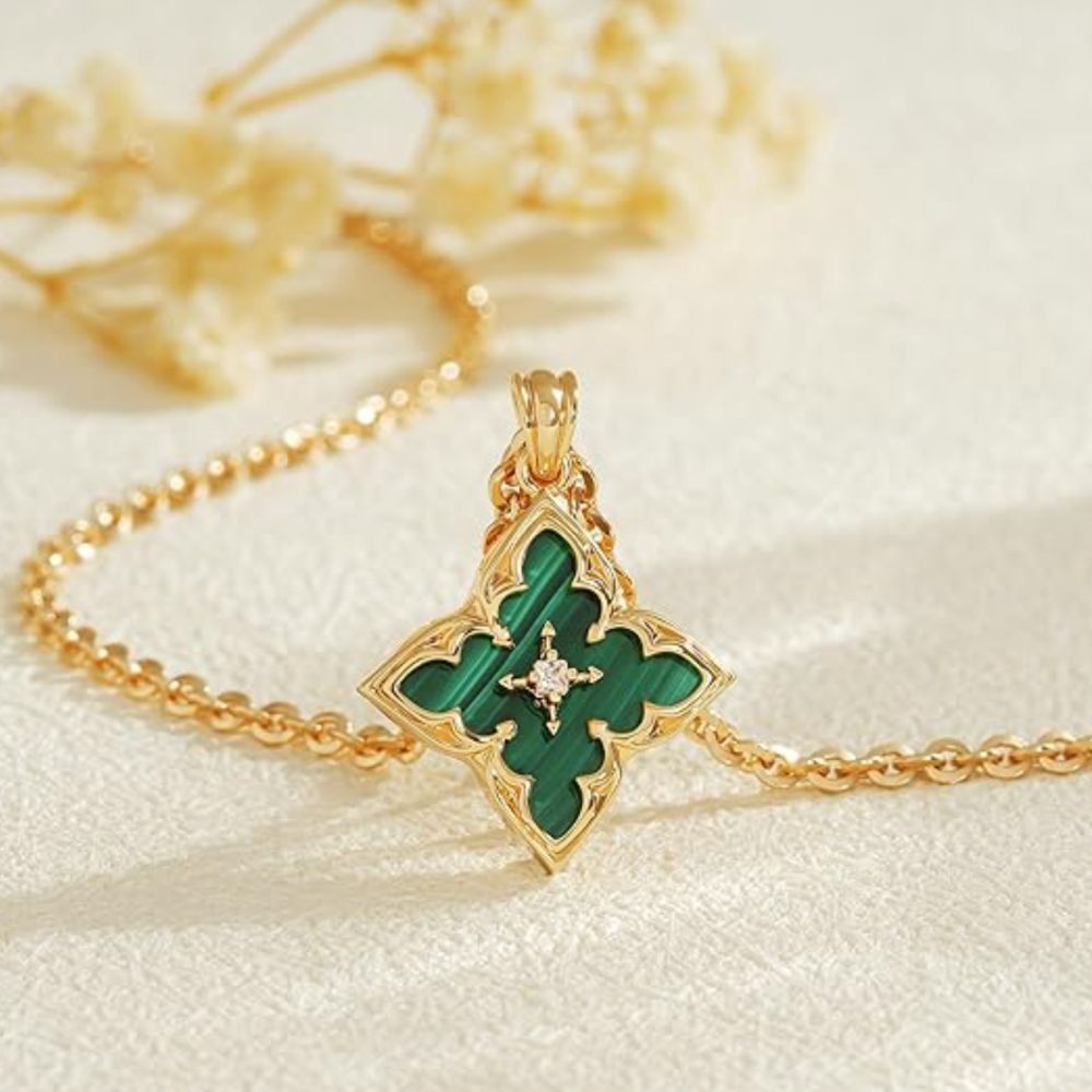 Emerald Pendant Necklace 0