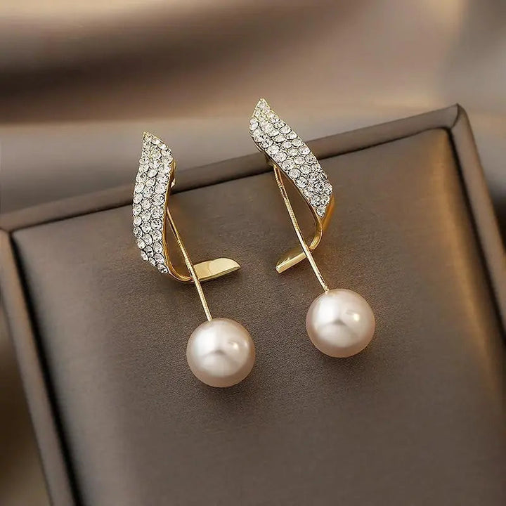 Gold Earrings with Pearls 0
