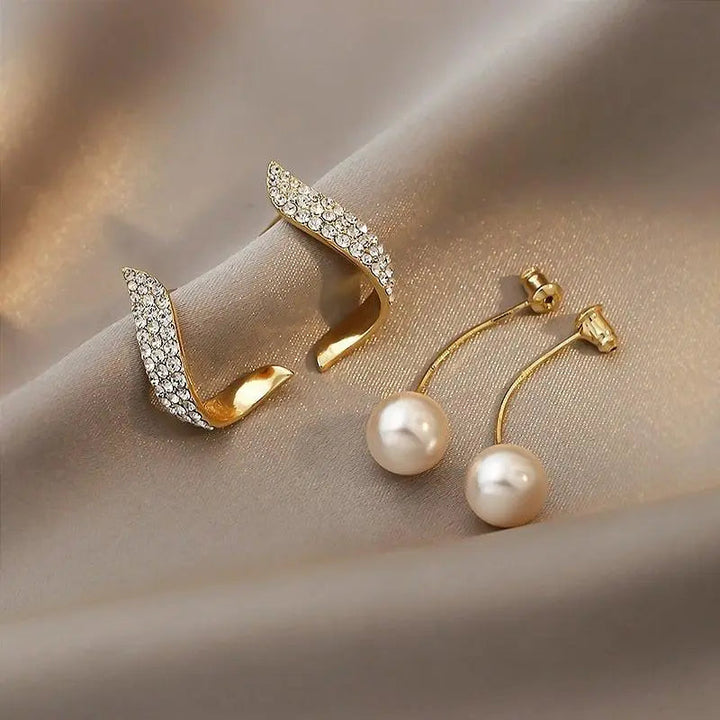 Gold Earrings with Pearls 2