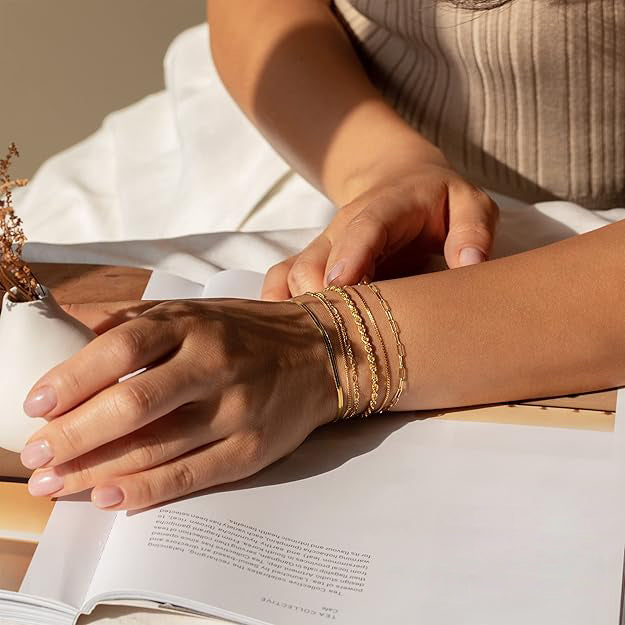 Isabella Vernetta bracelet set | Gold 2