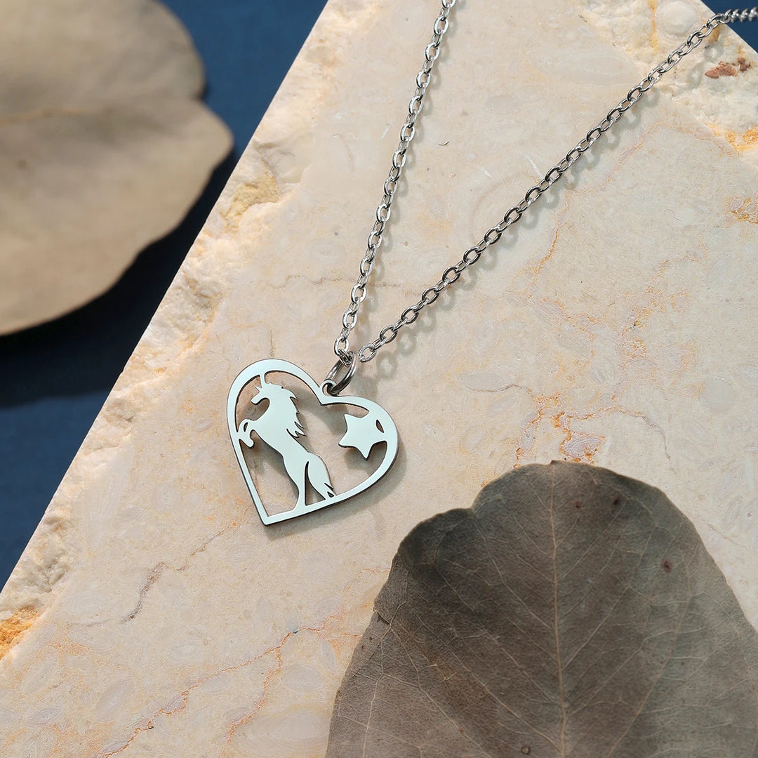 Kinitial Running Horse Pendant Necklaces Women Men Stainless Steel Couple Love Heart Horse Animal Neck Chain Horse Lover Jewelry 4