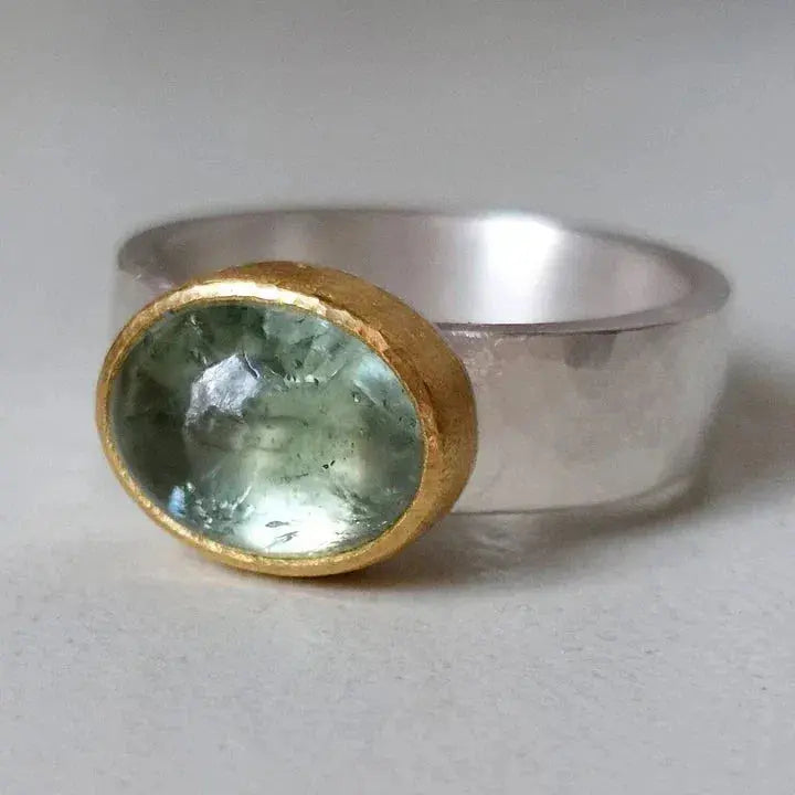 Vintage Green Ring with Round Stone 0