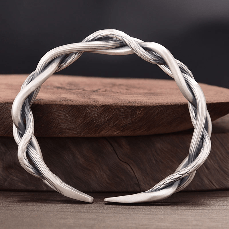 Vintage Hollow Wavy Bangle Twist Bracelet Jewelry 3