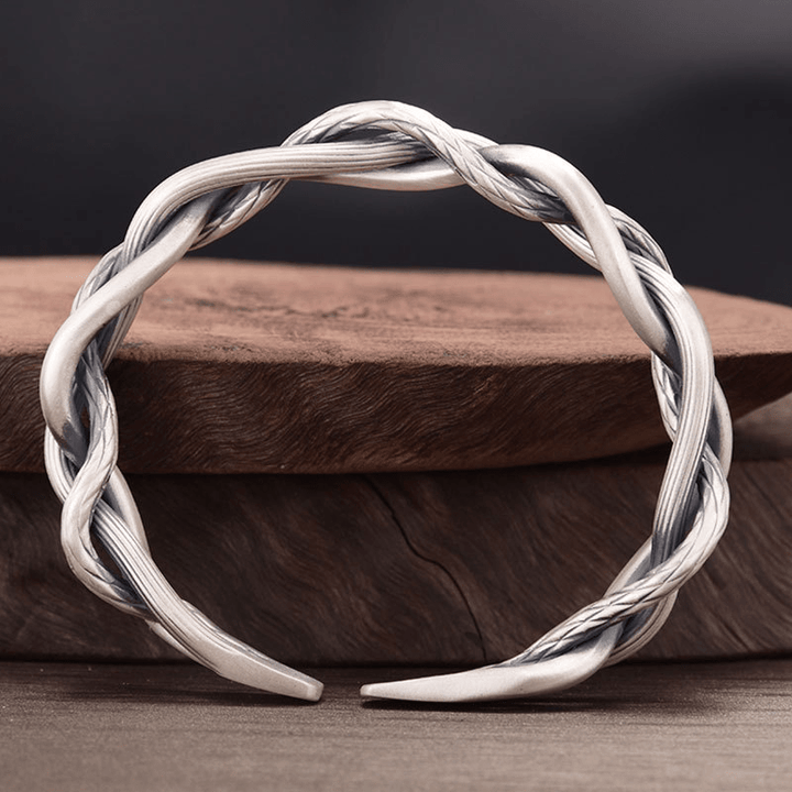 Vintage Hollow Wavy Bangle Twist Bracelet Jewelry 3