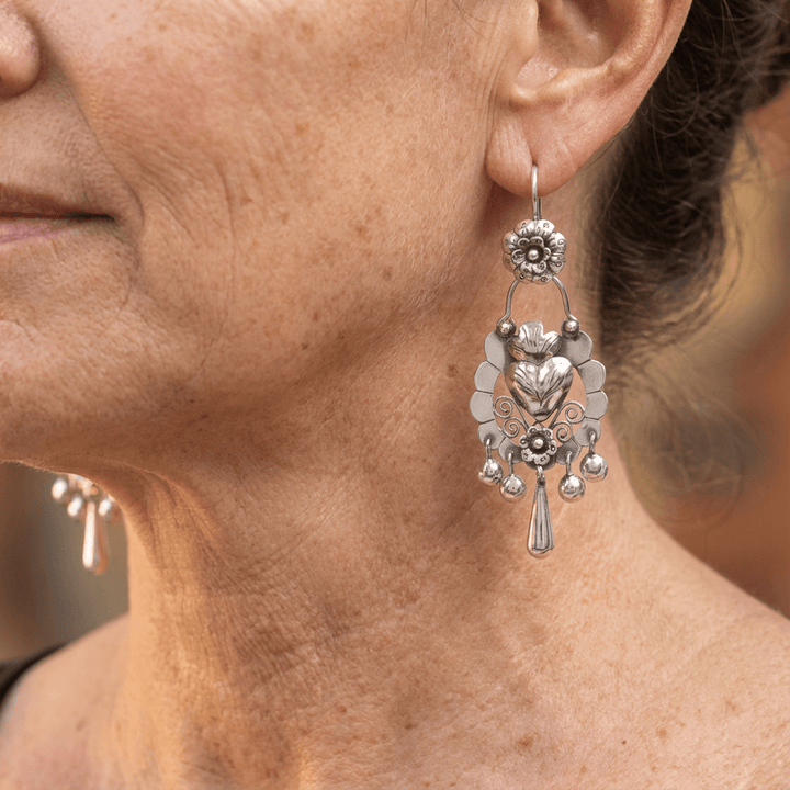 Vintage Silver Floral Chandelier Drop Earrings 1