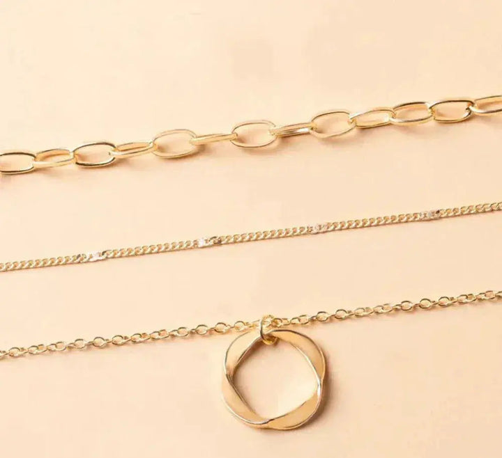 Vintage gold layered chain & pendant necklace 1