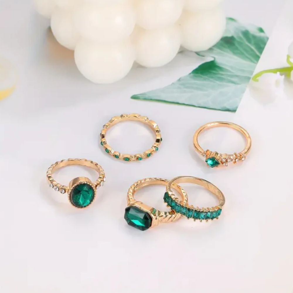 Zarina Exquisite Emerald Gold Ring Set 1